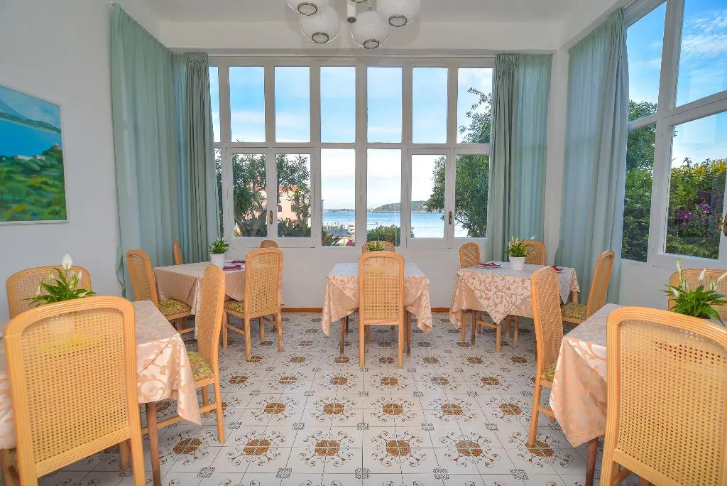 Bar, Villa Panoramica, Naples