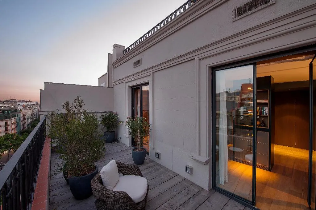 SUITE WITH TERRACE Room, Alma Barcelona, Barcelona
