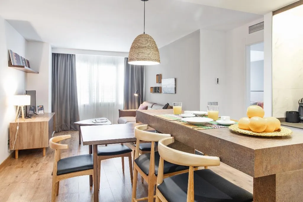 APARTMENT ONE BEDROOM Room, Pierre & Vacances Madrid Aptos Eurobuilding 2, Madrid
