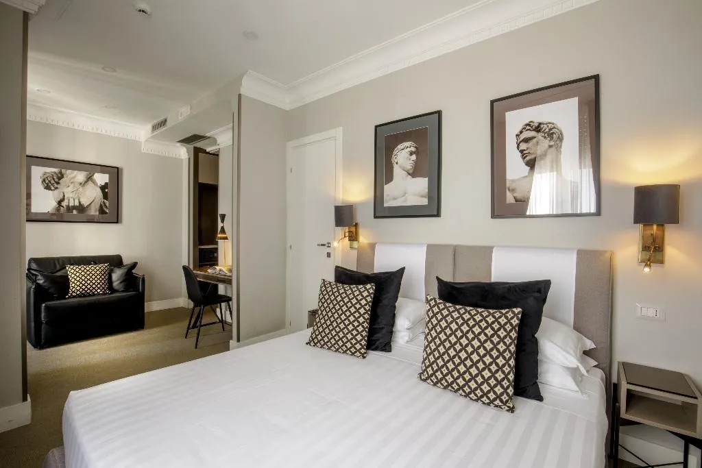 DOUBLE SUPERIOR Room, Condotti Boutique Hotel, Rome
