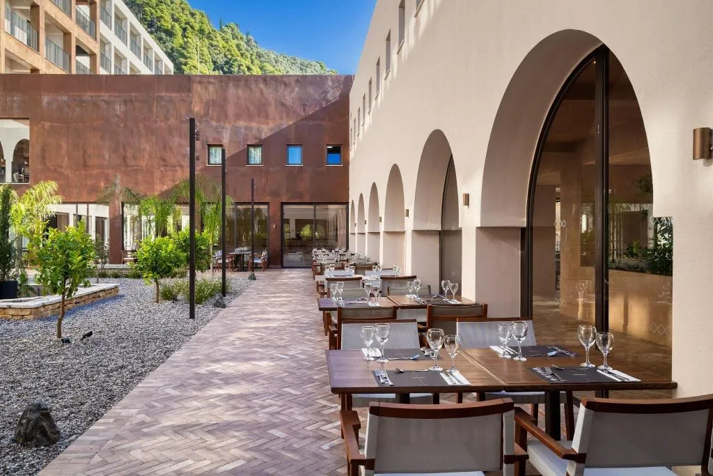 Restaurant, Iti Louis Grand, Corfu