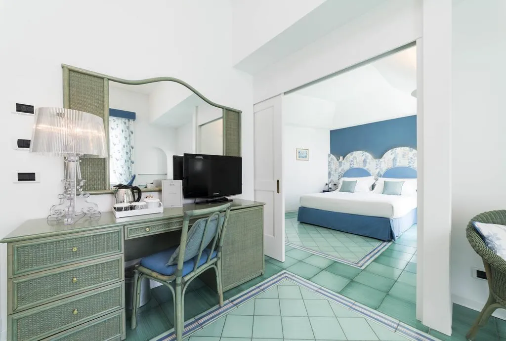 SUITE STANDARD Room, Miramalfi, Naples