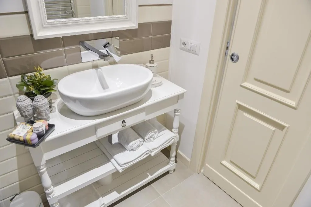 Room, Adelina Guesthouse, Naples