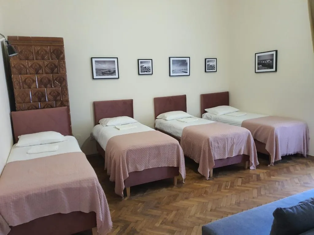 QUADRUPLE COMFORT Room, HELLO Aparthotel, Krakow