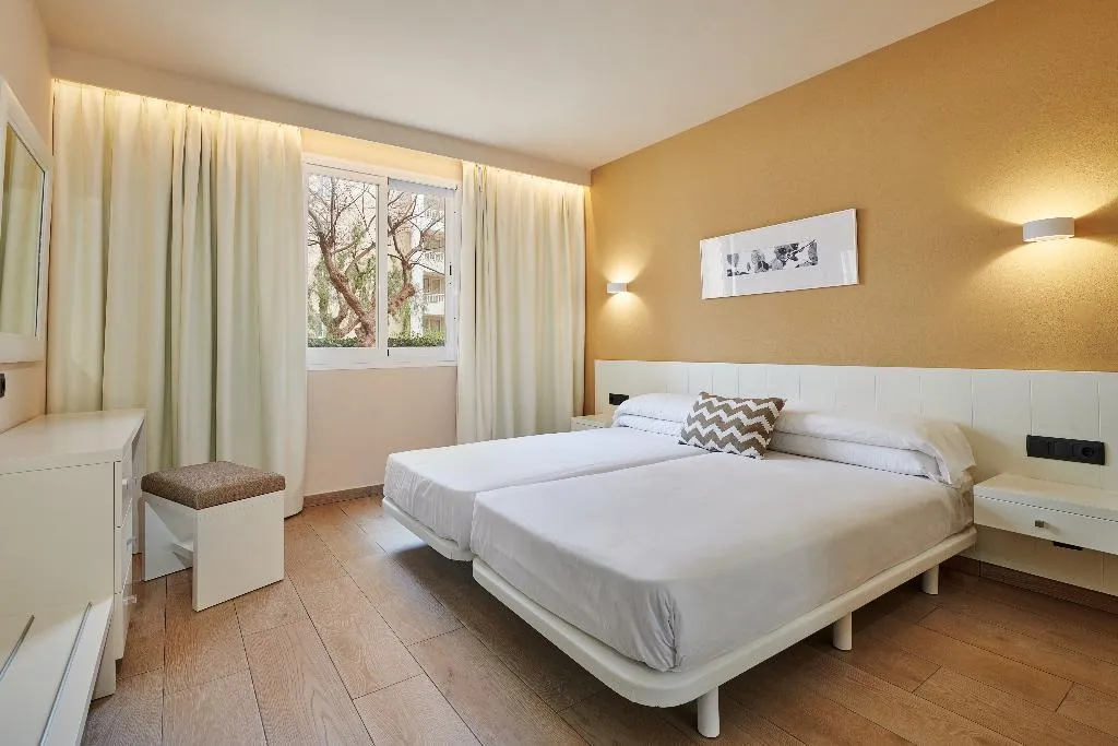 Room, Protur Badia Park Aparthotel, Majorca