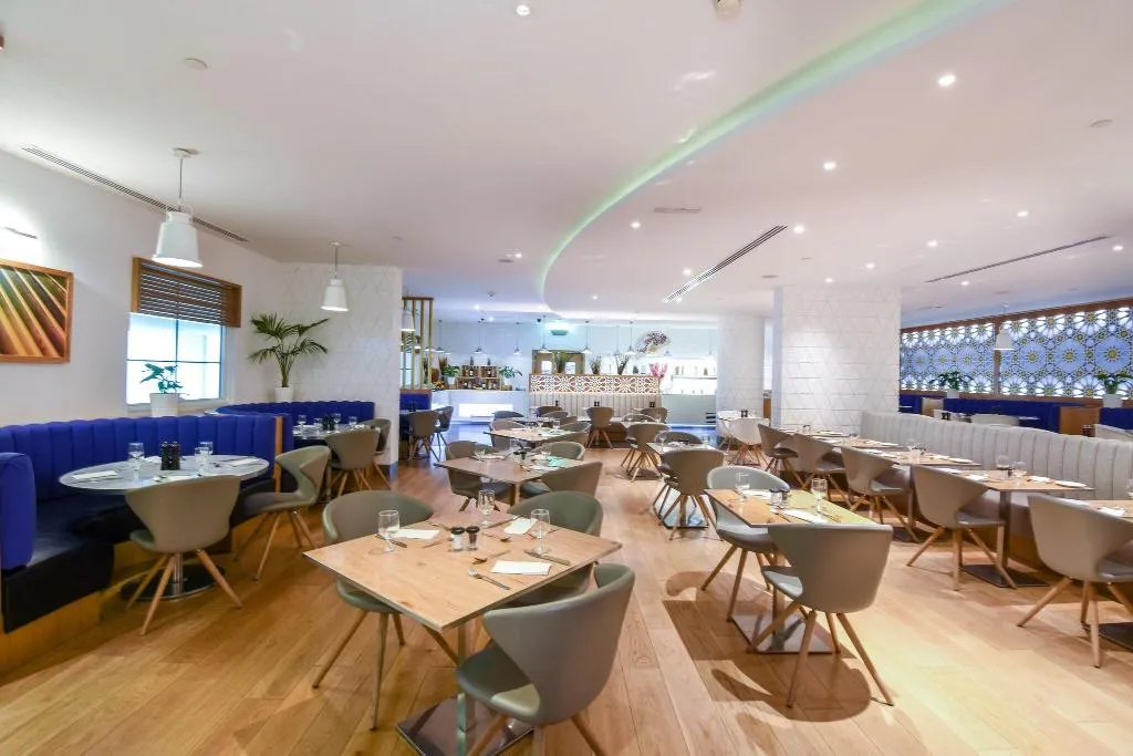 Restaurant, Premier Inn International Airport, Dubai