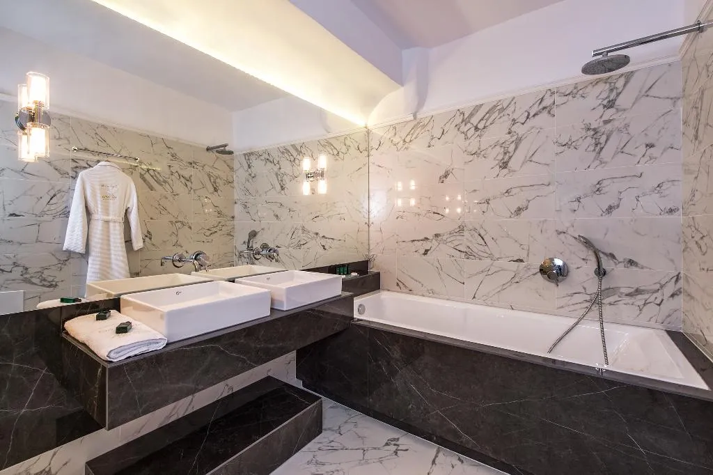 SUITE WITH JACUZZI Room, Athina Luxury Suites, Santorini