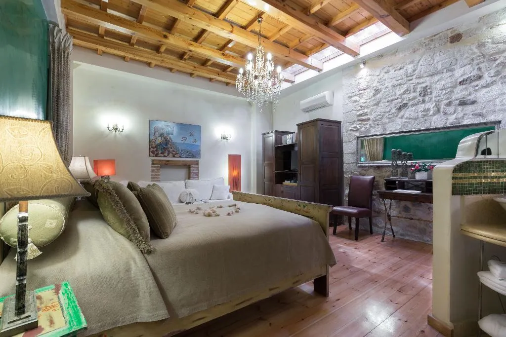 JUNIOR SUITE STANDARD Room, Avli Lounge Apartments, Crete