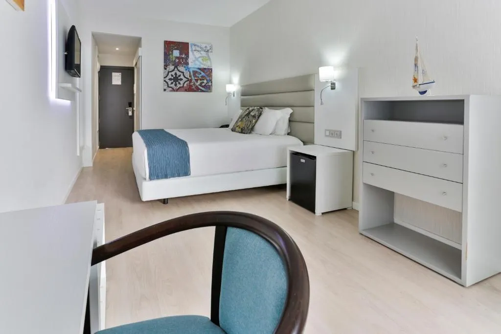 DOUBLE STANDARD Room, Carvi Beach Hotel, Algarve