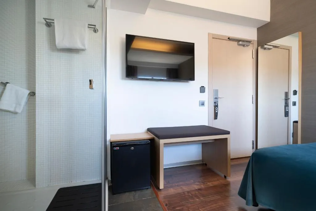 SINGLE DELUXE Room, Ocean Drive Ibiza, Ibiza