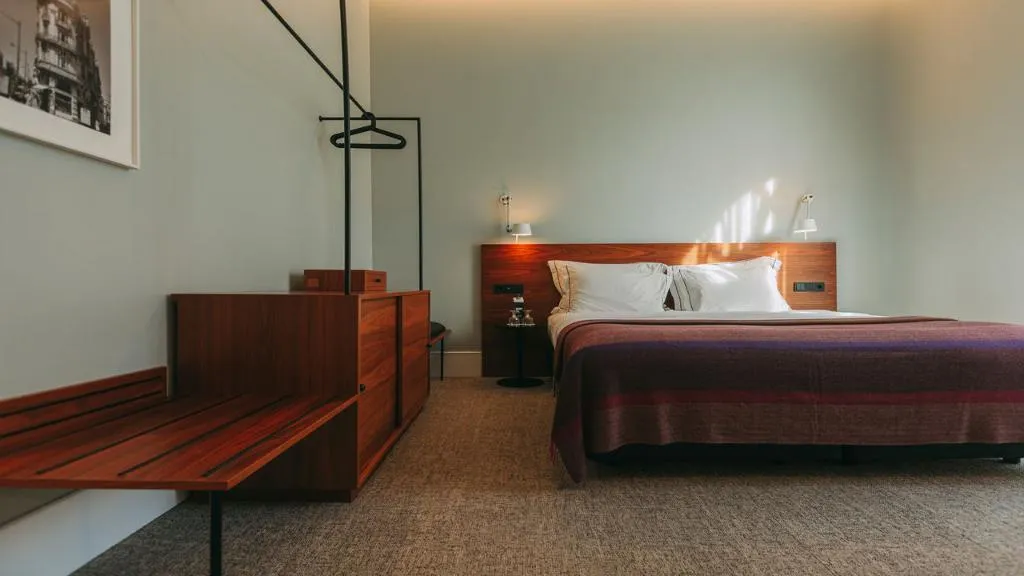 DOUBLE KING SIZE BED Room, 1908 Lisboa Hotel, Lisbon