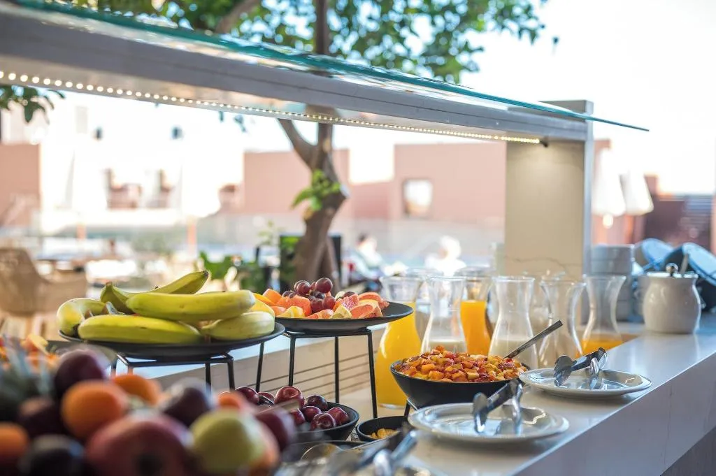 Restaurant, Hotel Pyriã¡, Crete