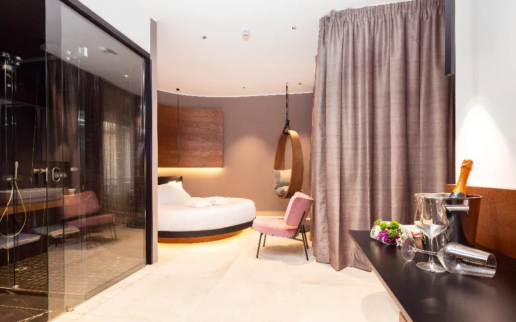 DOUBLE DELUXE Room, The Corner Duomo Hotel, Naples