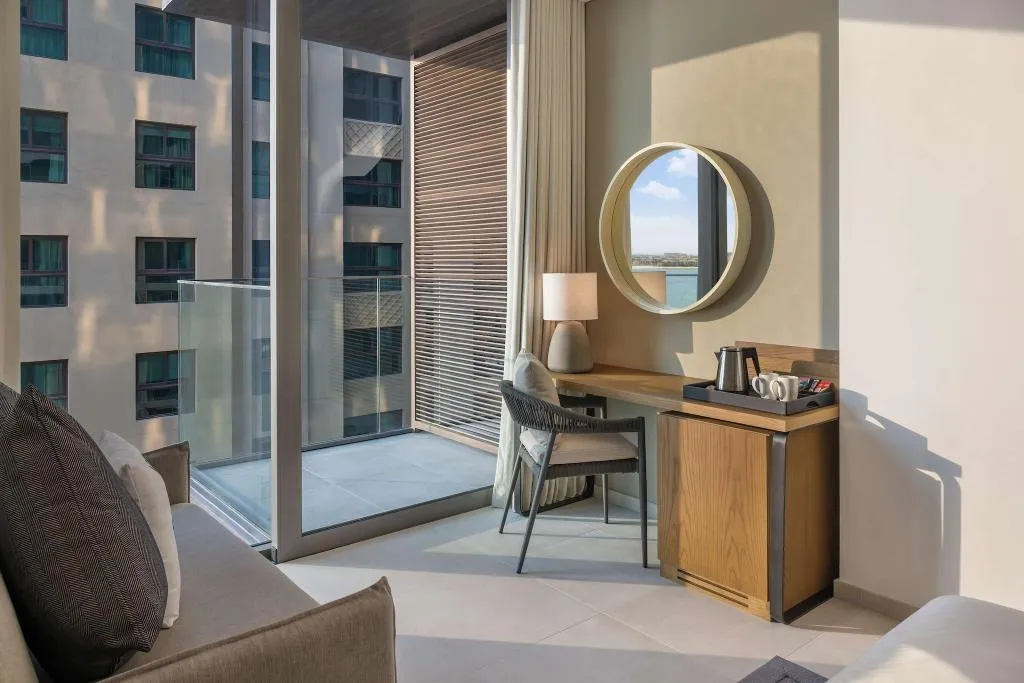 DOUBLE SUPERIOR Room, Radisson Beach Resort Palm Jumeirah, Dubai