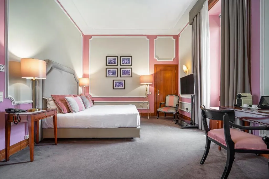 Double or Twin DELUXE Room, Quinta das Lagrimas - Small Luxury Hotel, Porto