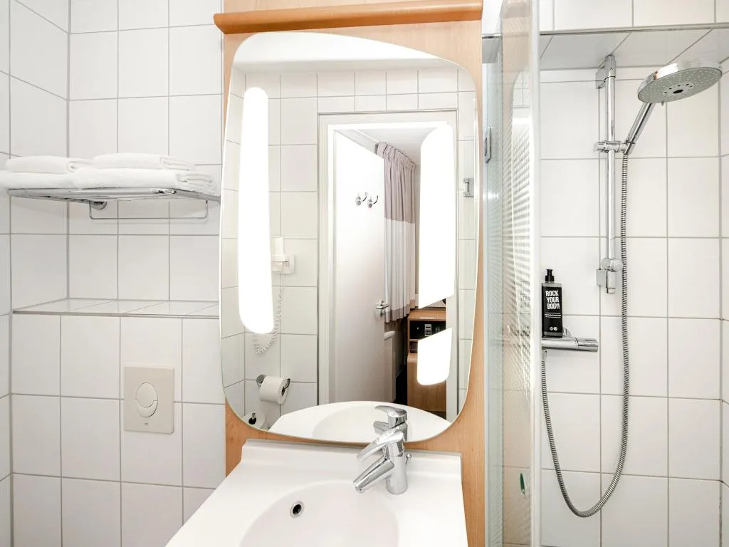 Room, Ibis Amsterdam Centre, Amsterdam