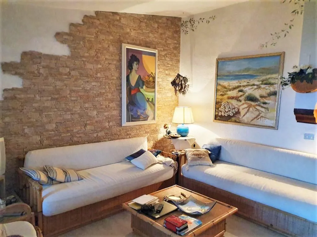 APARTMENT CAPACITY 6 TWO BEDROOMS Room, Villaggio Marineledda, Olbia