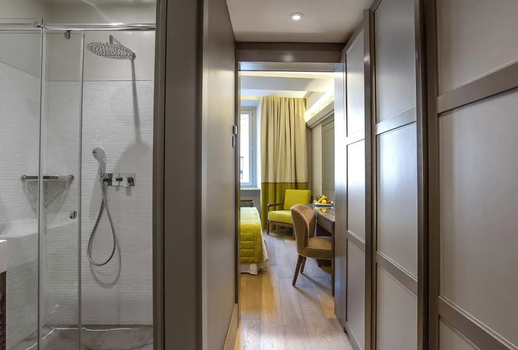 SUITE DELUXE TWO BEDROOM Room, Martis Palace Hotel, Rome