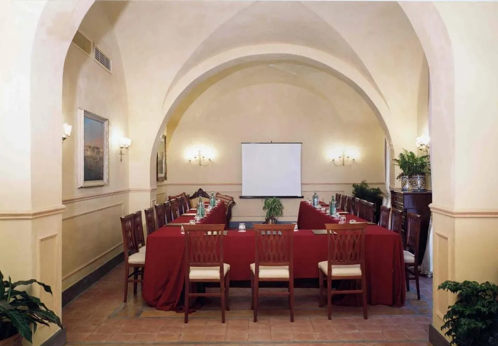 Lobby, La Ville, Catania