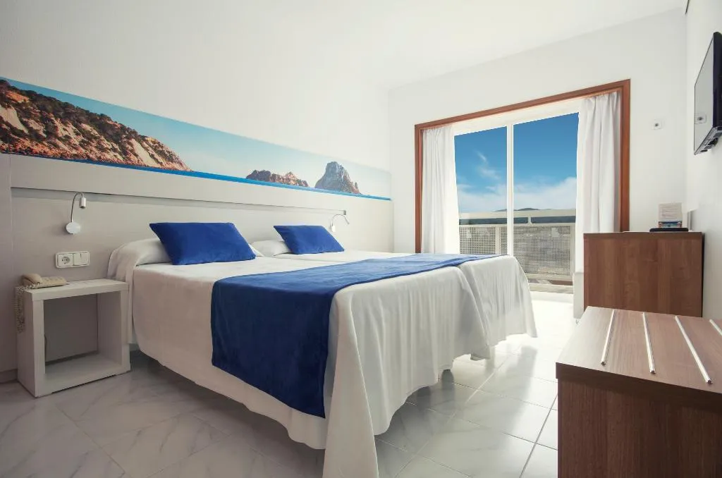Double or Twin SEA VIEW Room, AzuLine Hotel Bergantin, Ibiza
