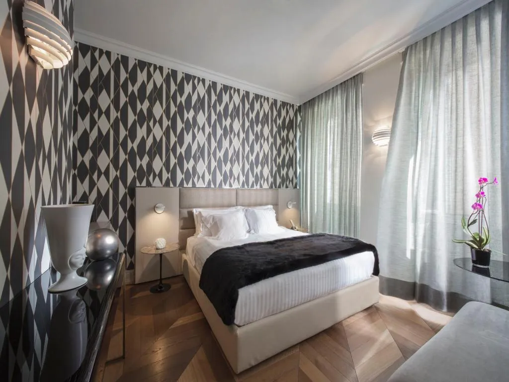 DOUBLE PRESTIGE Room, Palazzo Manfredi-Small Luxury Hotels of the World, Rome