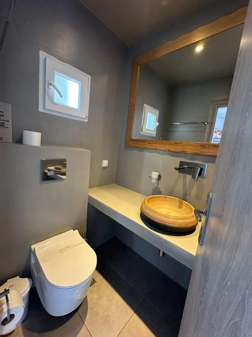 DOUBLE STANDARD Room, Gizis Cliffside Suites, Santorini