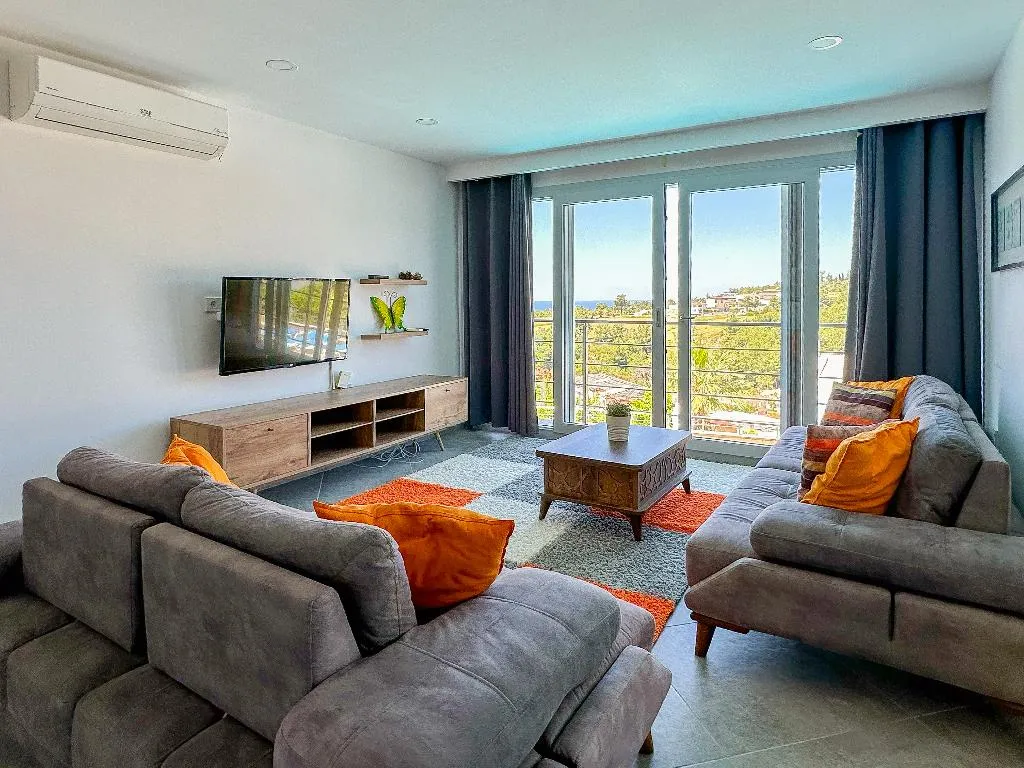 APARTMENT TWO BEDROOMS TWO BATHROOMS Room, Lavender Residence, Izmir