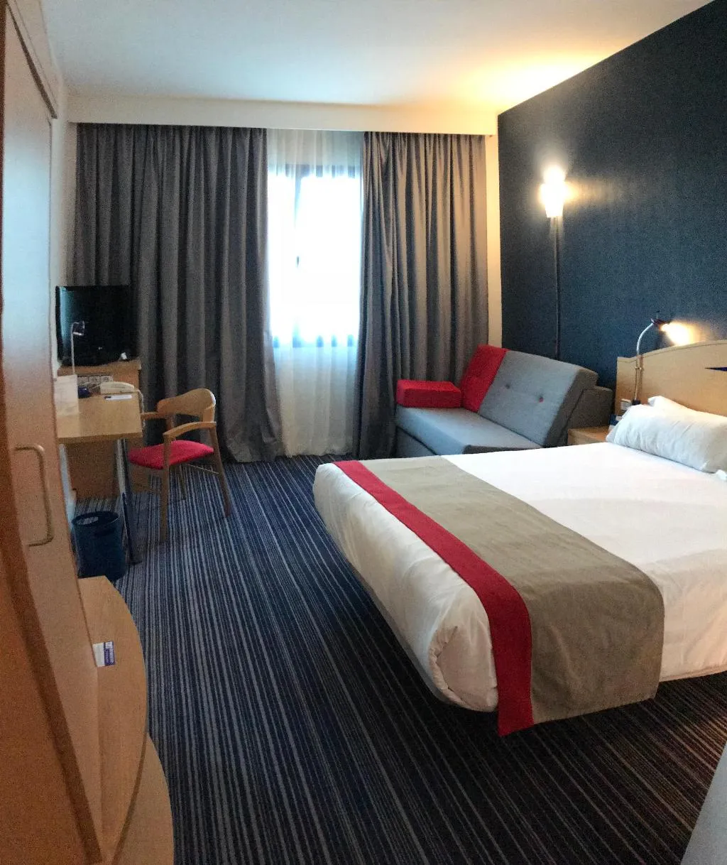 DOUBLE NON SMOKING Room, Holiday Inn Exp Madrid San Sebastian de los Reyes, Madrid