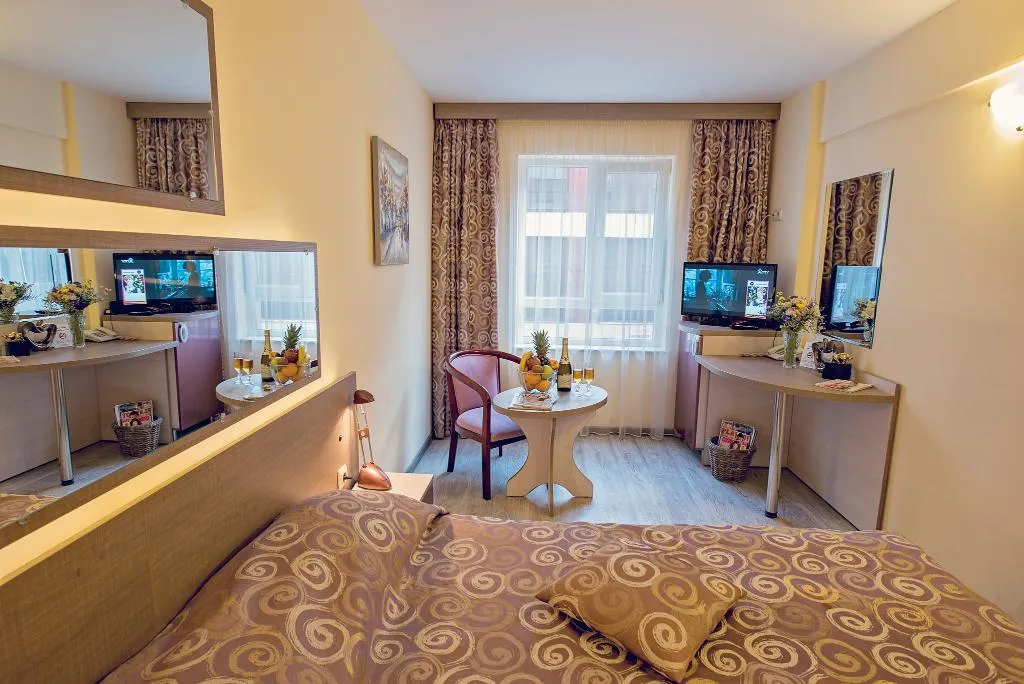 DOUBLE STANDARD Room, Victoria, Varna