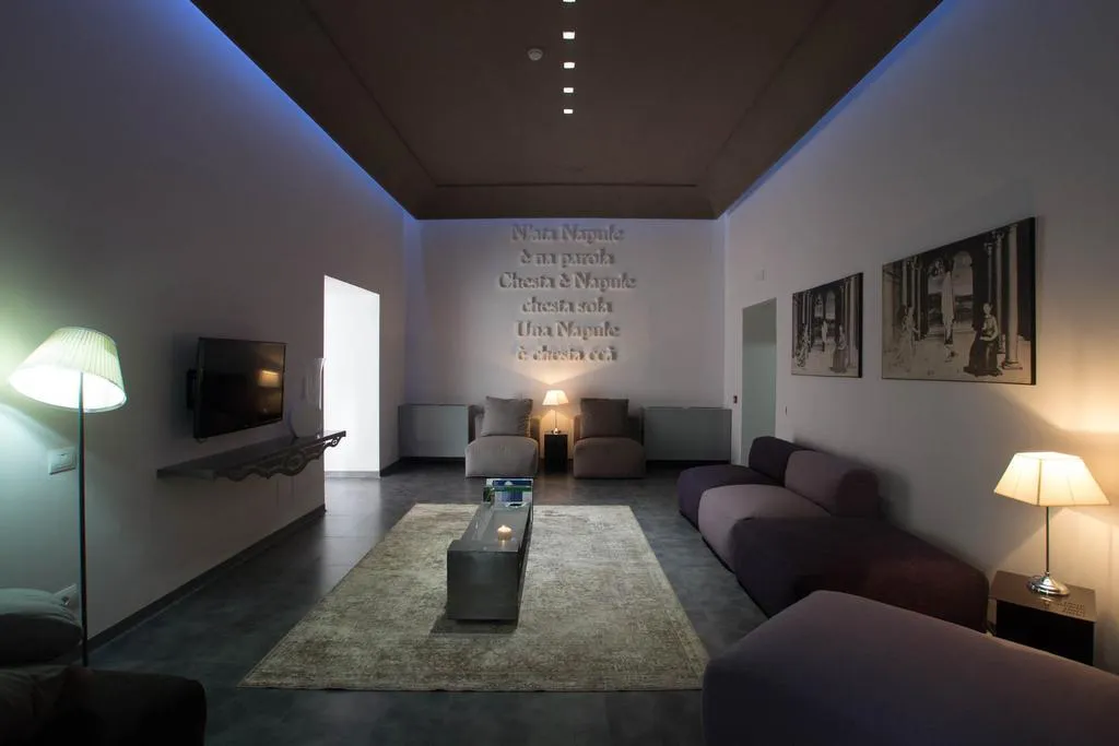 Lobby, Santa Brigida, Naples