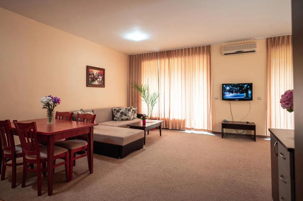 STUDIO STANDARD Room, Paradise Green Park, Varna