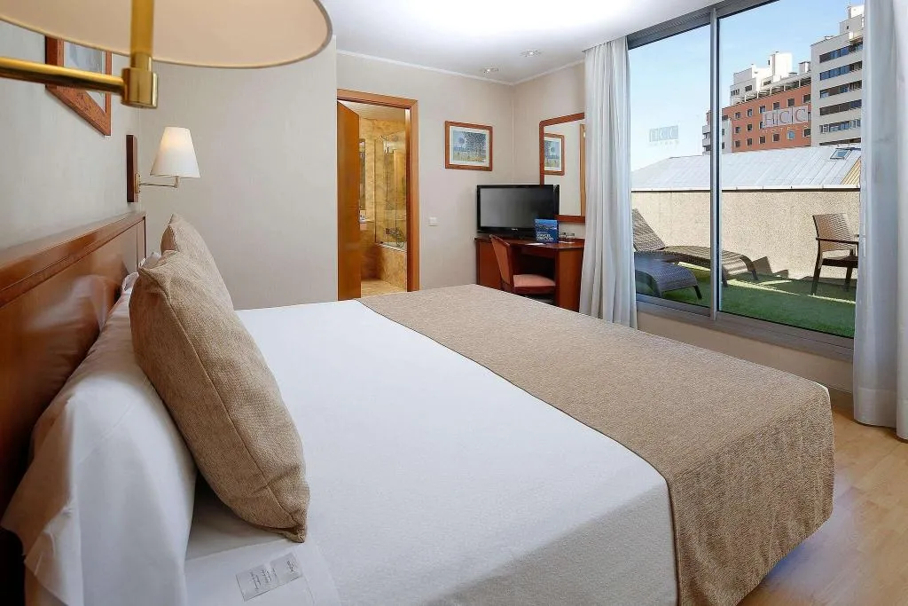 TWIN STANDARD Room, Hcc Montblanc, Barcelona