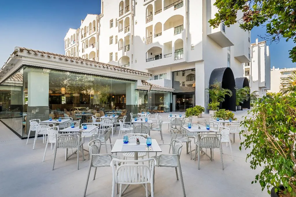 Terrace, Occidental Puerto Banús, Costa Del Sol