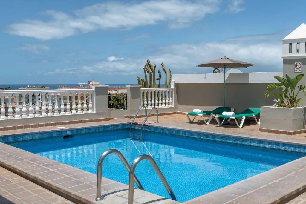 Pool, Marte, Tenerife