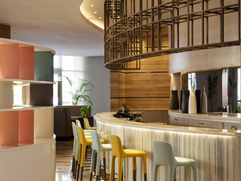 Bar, Novotel Tunis Lac, Tunisia