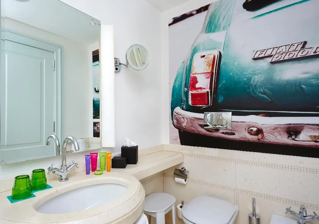 DOUBLE PREMIUM KING BED Room, Indigo Hotel Rome - St. George, Rome