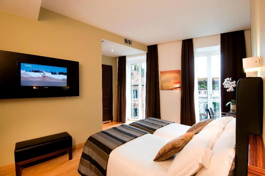 DOUBLE SUPERIOR WITH VIEWS Room, Trevi Collection, Rome
