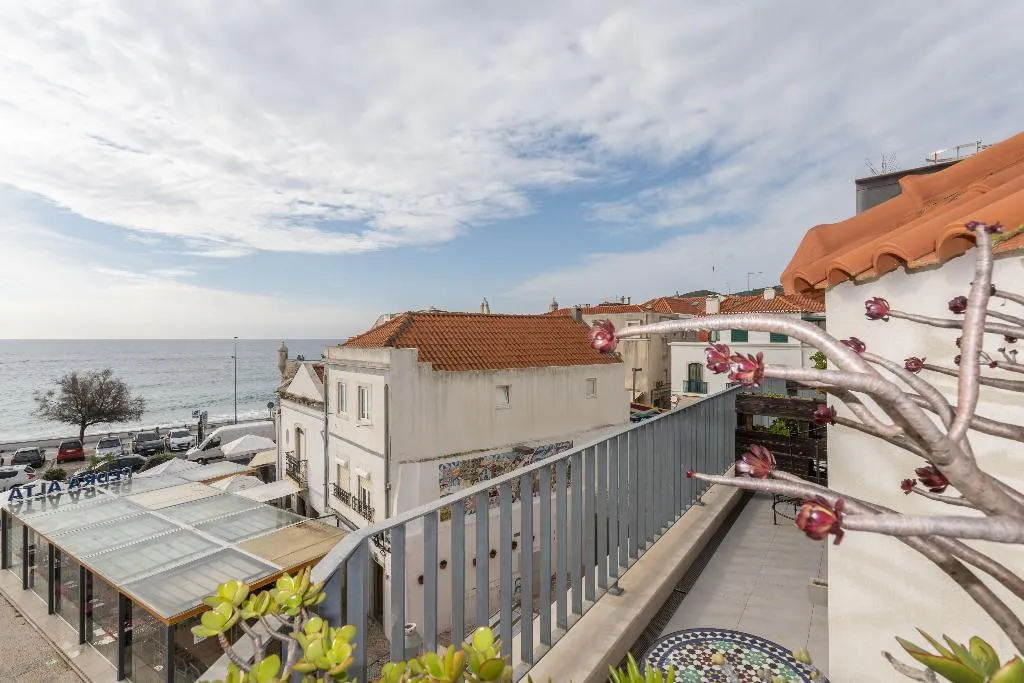 Double or Twin SUPERIOR WITH BALCONY Room, Casa Da Praça, Lisbon