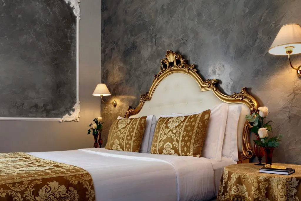 TWIN SUPERIOR Room, Pausania, Venice