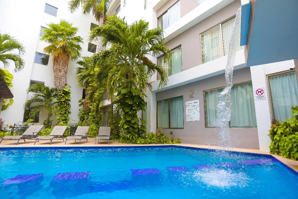 Pool, Ambiance Suites Cancun, Cancun Area