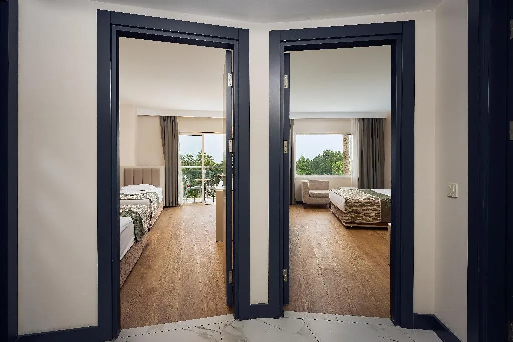 FAMILY ROOM LAND VIEW Room, Seaden Sea World Resort & Spa, Antalya