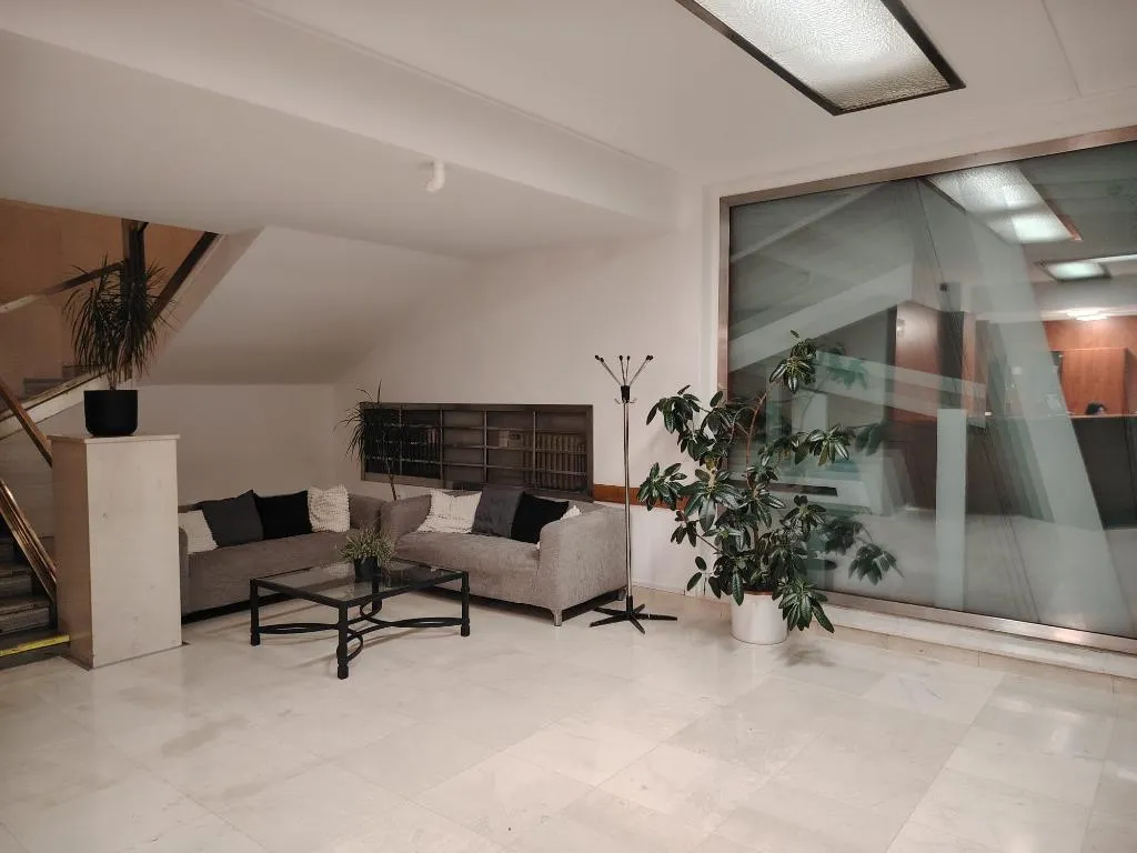 Lobby, Legie, Prague