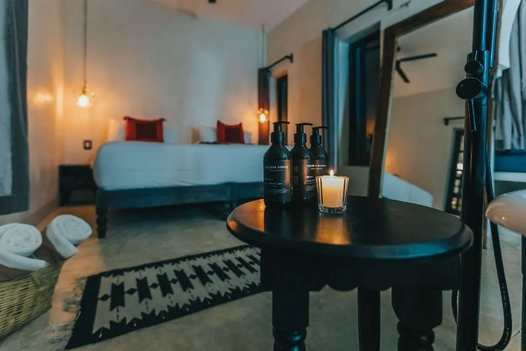 TRIPLE DELUXE QUEEN BED Room, Yum Kaax Boutique Villa, Cancun Area