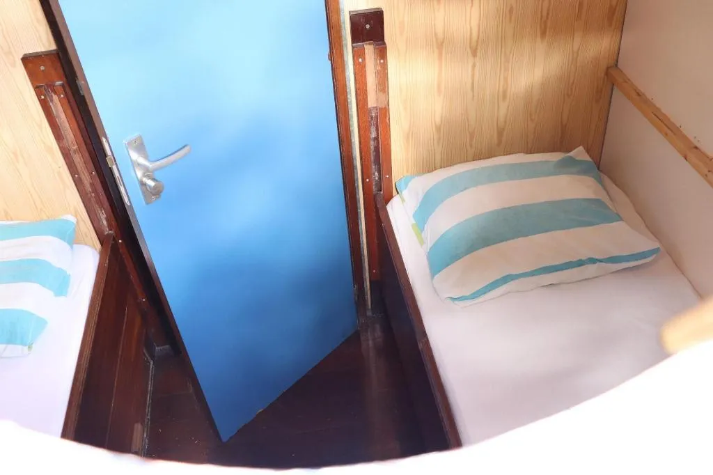 Room, Intersail Hostel Amsterdam, Amsterdam