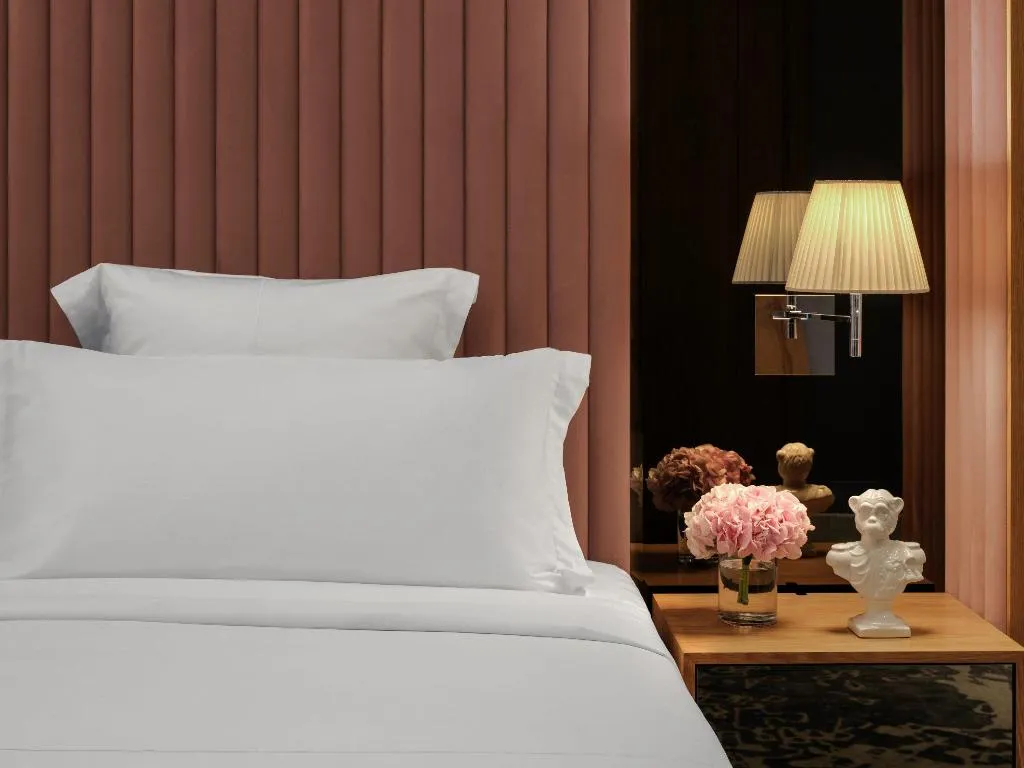 DOUBLE WITH BALCONY Room, SLS Dubai Hotel & Residences, Dubai
