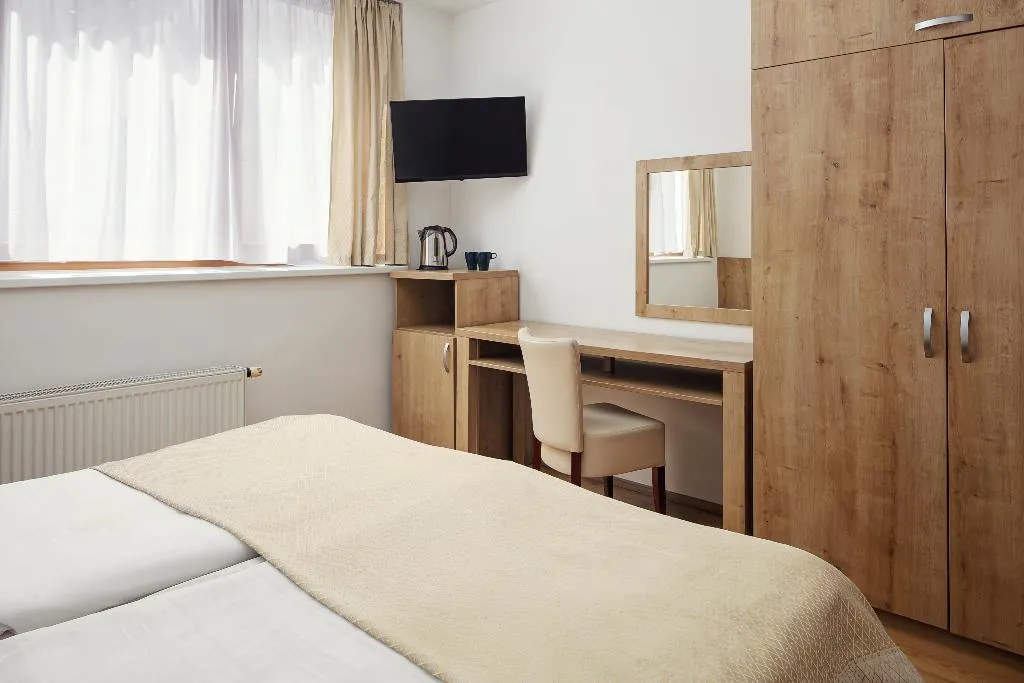 Double or Twin SUPERIOR WITH AIR CONDITIONING Room, Superior Hotel, Prague