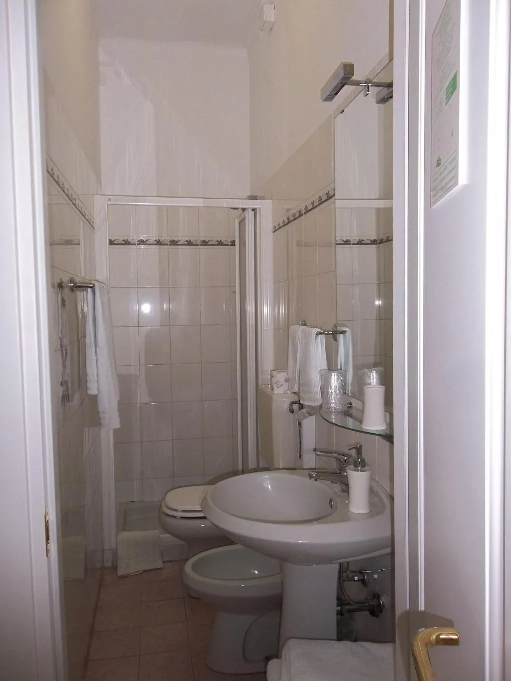 Room, Albergo Amalfi Milano, Milan