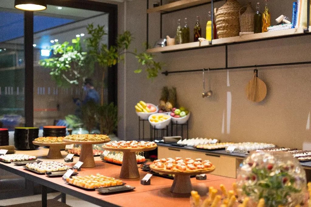 Restaurant, Hotel Indigo Larnaca - Adults Only, Cyprus