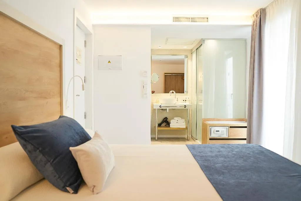 SINGLE STANDARD Room, Eurostars Puerto de Ibiza, Ibiza