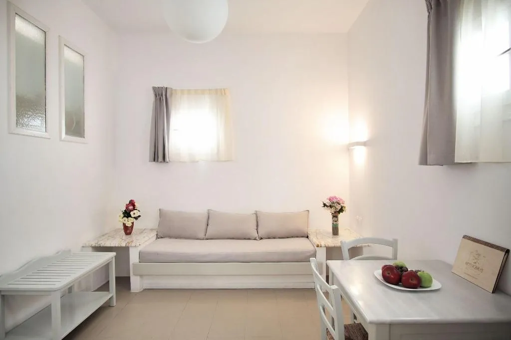 Room, Kritikakis Village Apartments, Santorini